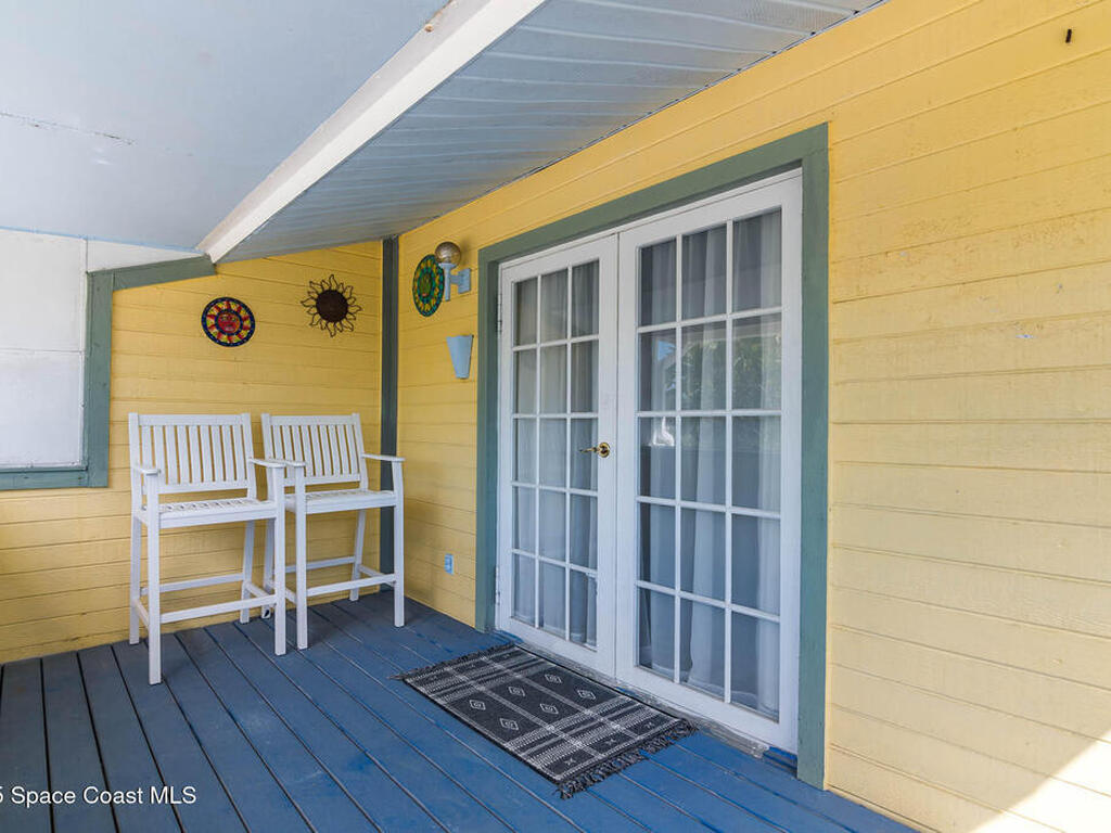 612 Monroe Avenue, Cape Canaveral, FL 32920