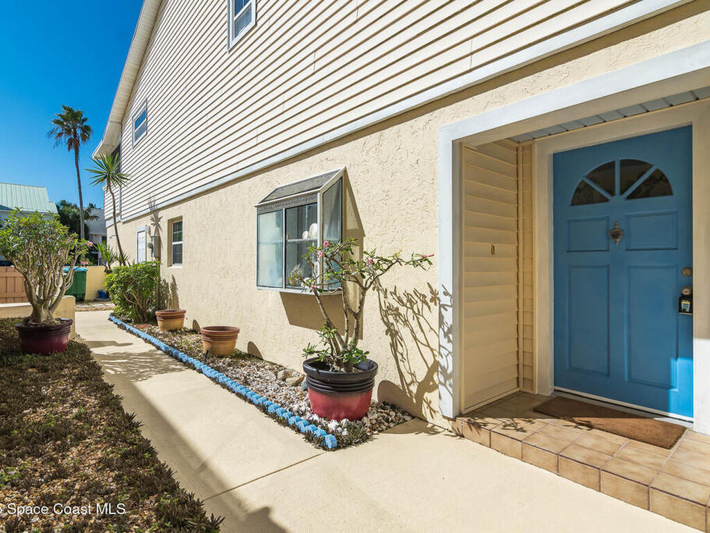 612 Monroe Avenue, Cape Canaveral, FL 32920