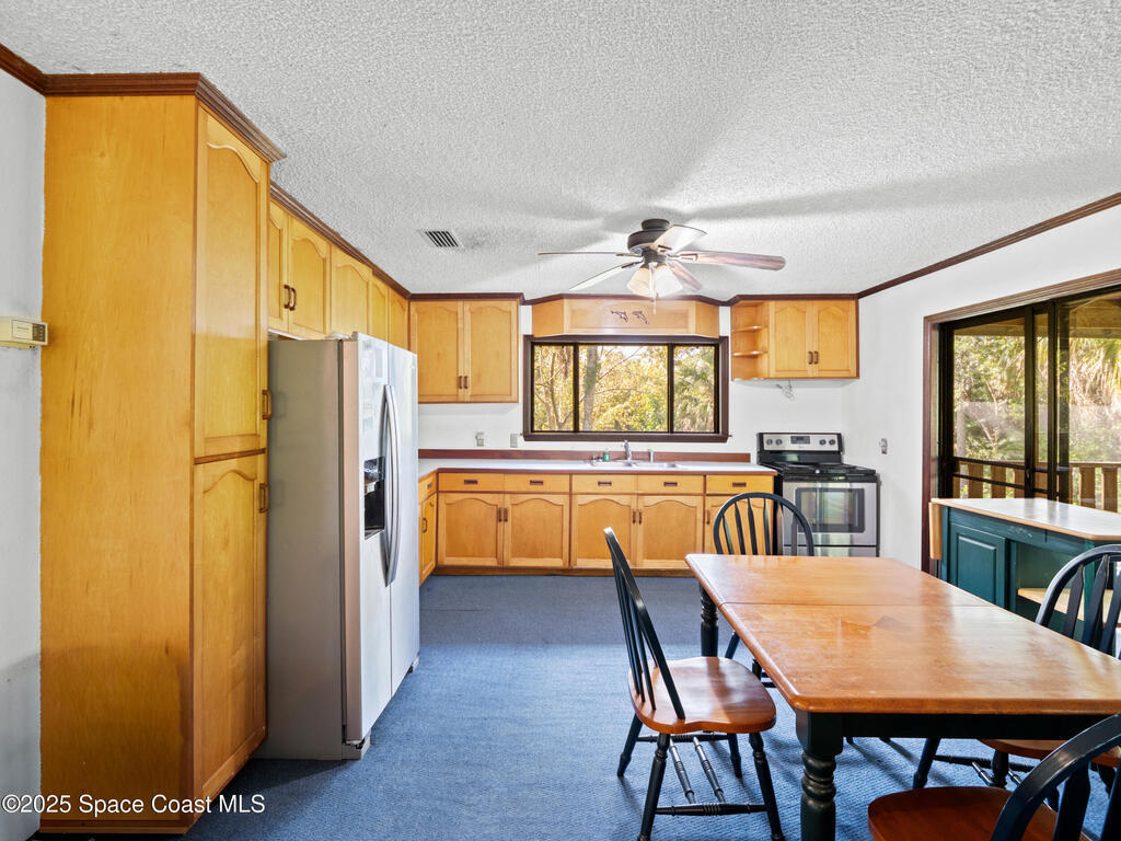 925 S Banana River Drive, Merritt Island, FL 32952