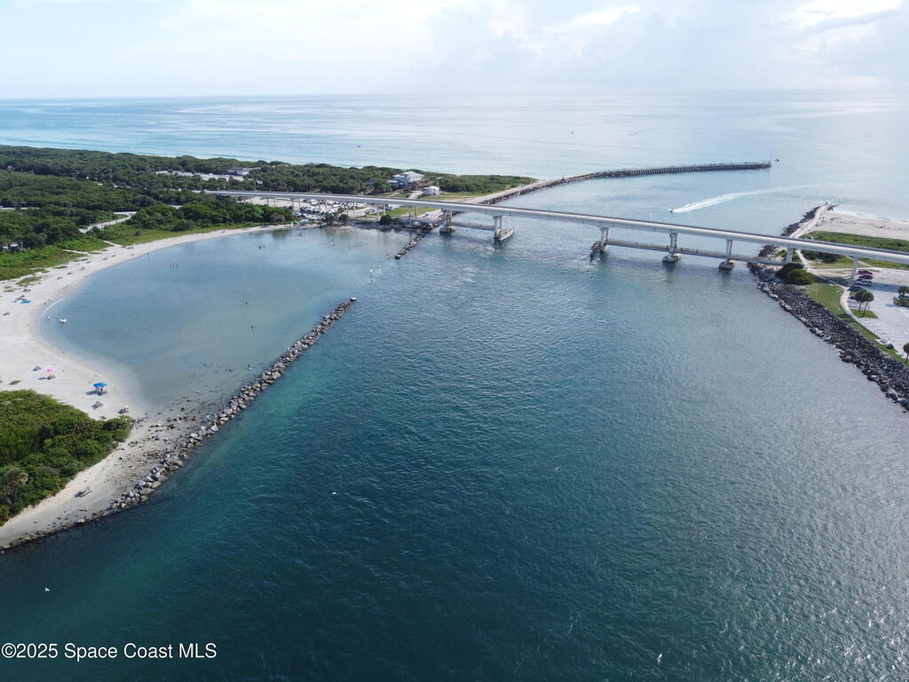 8746 105th Court, Vero Beach, FL 32967