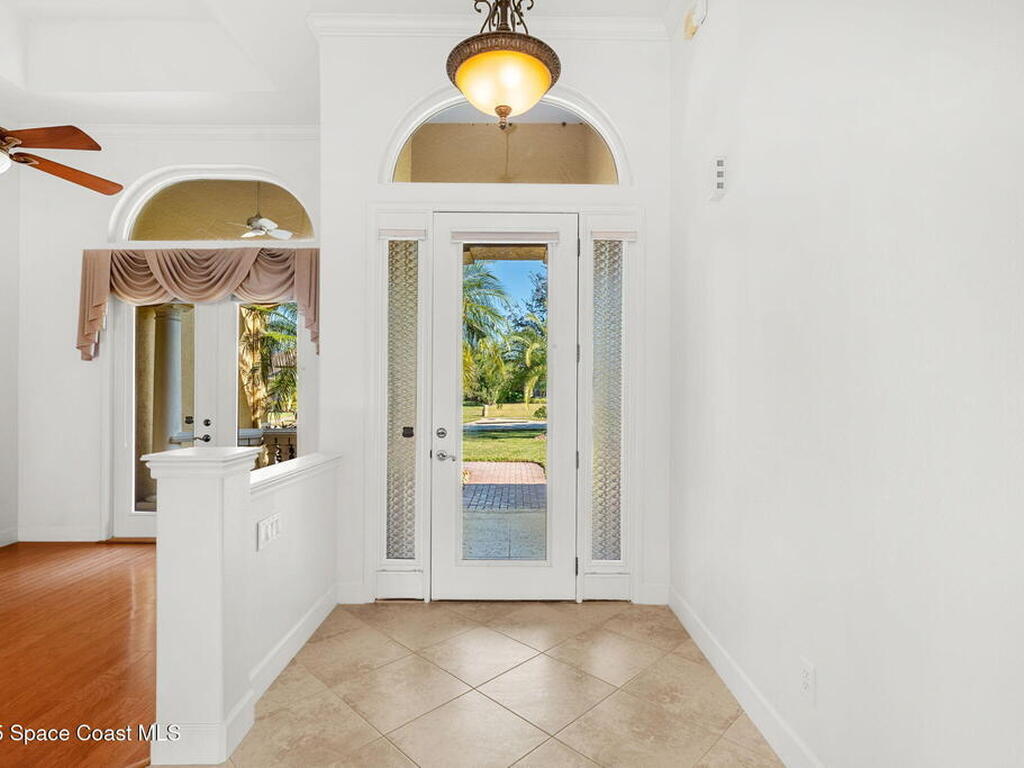 4034 Waterloo Place, Suntree, FL 32940