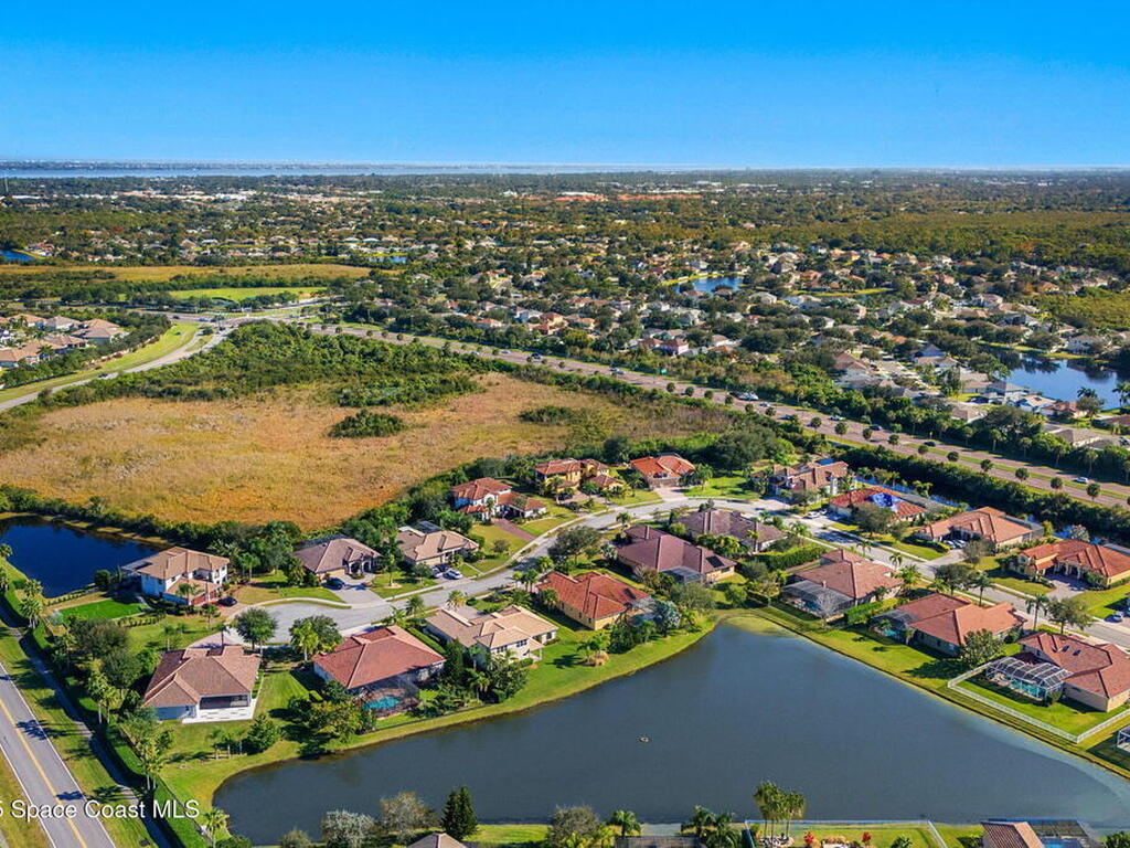 4034 Waterloo Place, Suntree, FL 32940