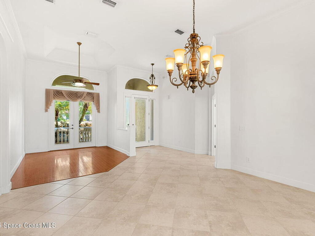 4034 Waterloo Place, Suntree, FL 32940