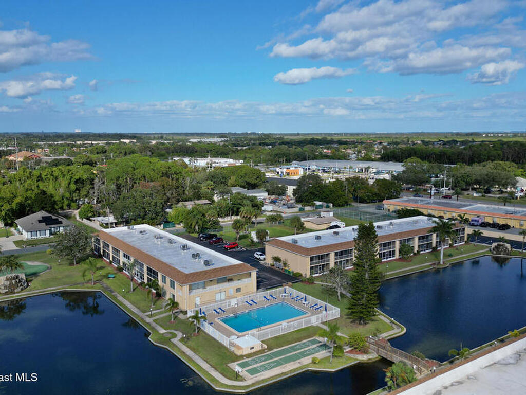 2135 N Courtenay Parkway, Merritt Island, FL 32953