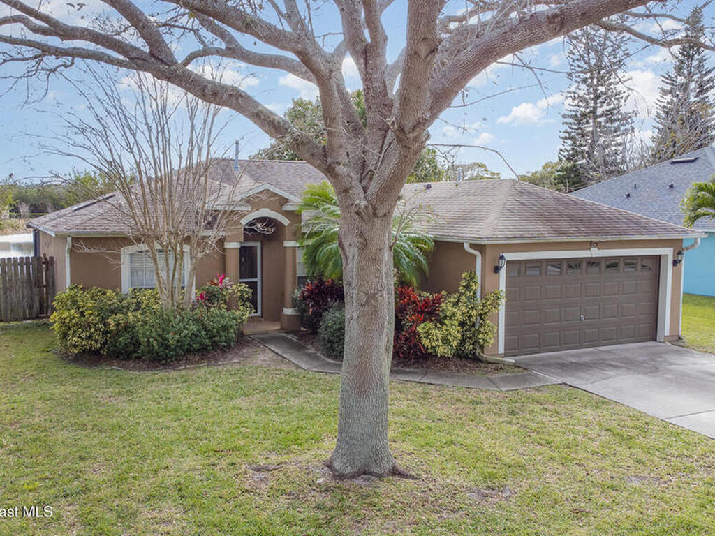 829 Honeysuckle Drive, Rockledge, FL 32955