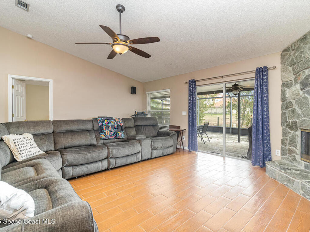 829 Honeysuckle Drive, Rockledge, FL 32955