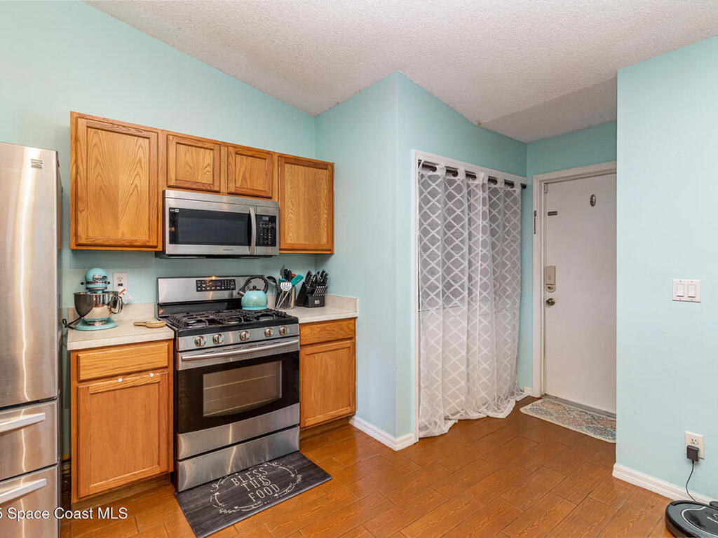 829 Honeysuckle Drive, Rockledge, FL 32955