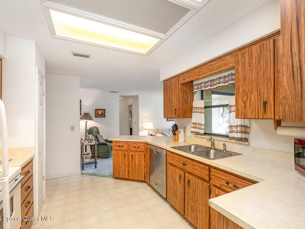 1812 Live Oak Drive, Rockledge, FL 32955