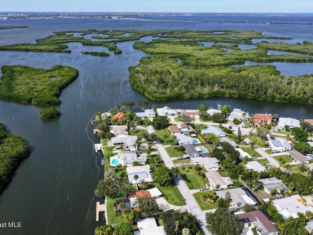 778 Nassau Road, Cocoa Beach, FL 32931