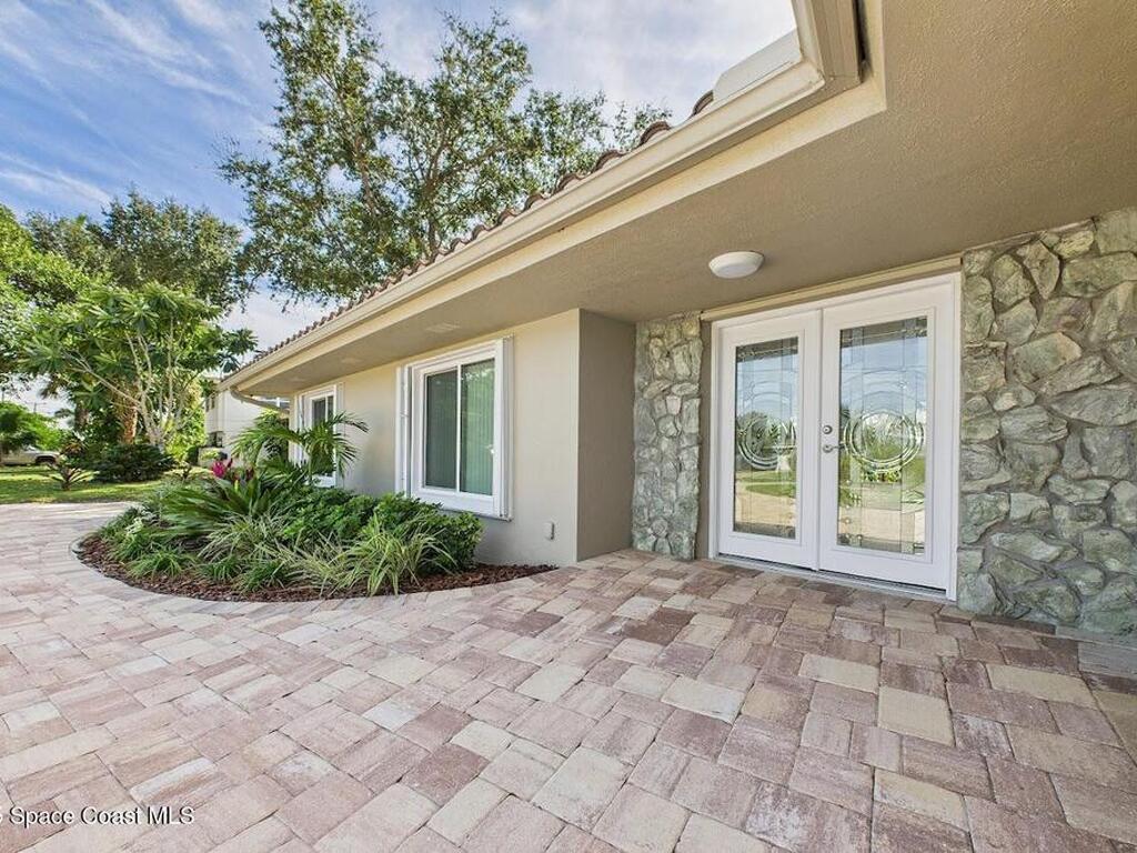 778 Nassau Road, Cocoa Beach, FL 32931