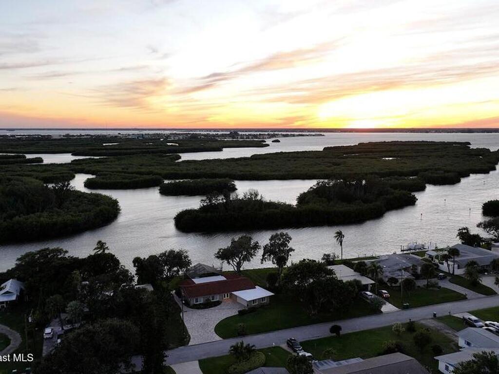 778 Nassau Road, Cocoa Beach, FL 32931