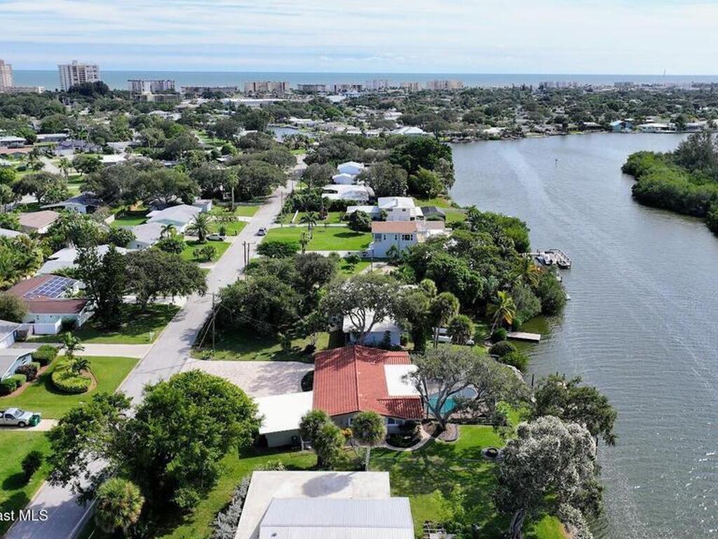 778 Nassau Road, Cocoa Beach, FL 32931