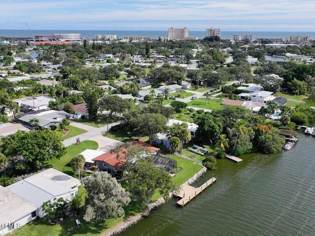 778 Nassau Road, Cocoa Beach, FL 32931