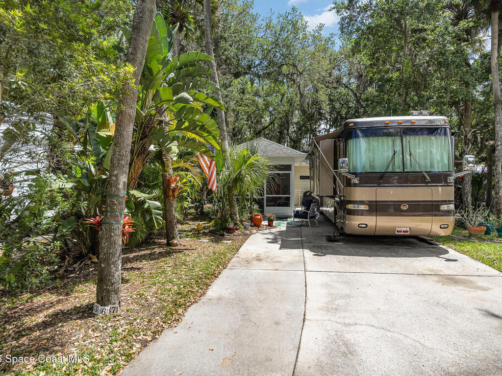 367 Oak Cove Road, Titusville, FL 32780