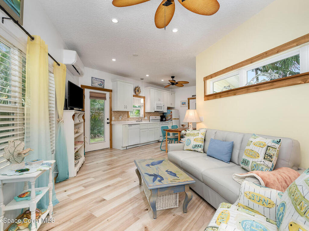 367 Oak Cove Road, Titusville, FL 32780