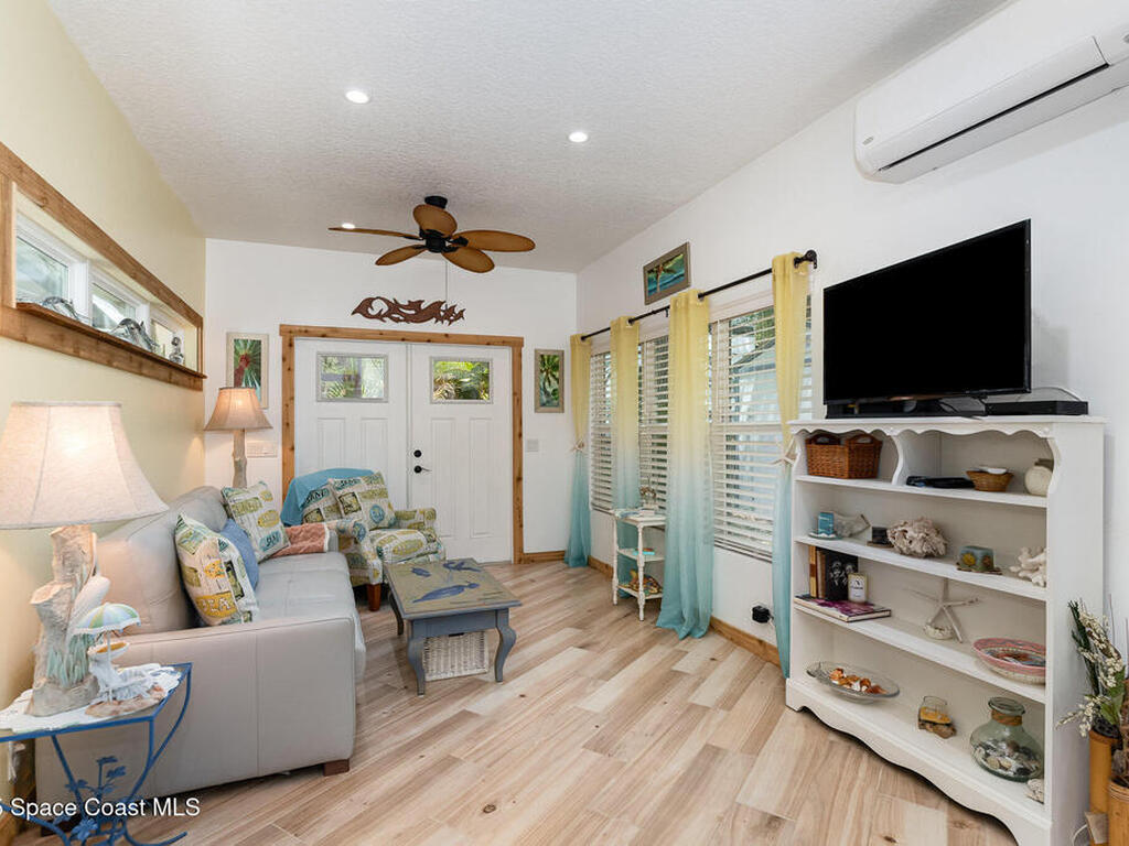 367 Oak Cove Road, Titusville, FL 32780