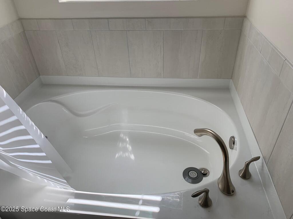 4186 Broomsedge Circle, West Melbourne, FL 32904