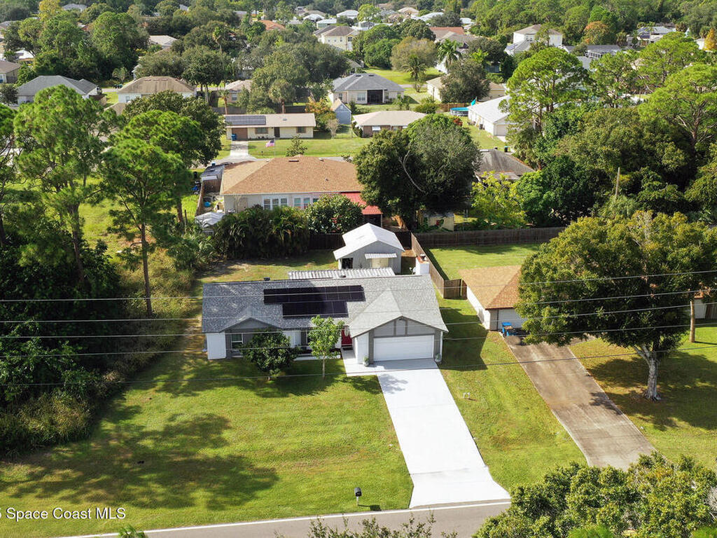 543 Americana Boulevard, Palm Bay, FL 32907