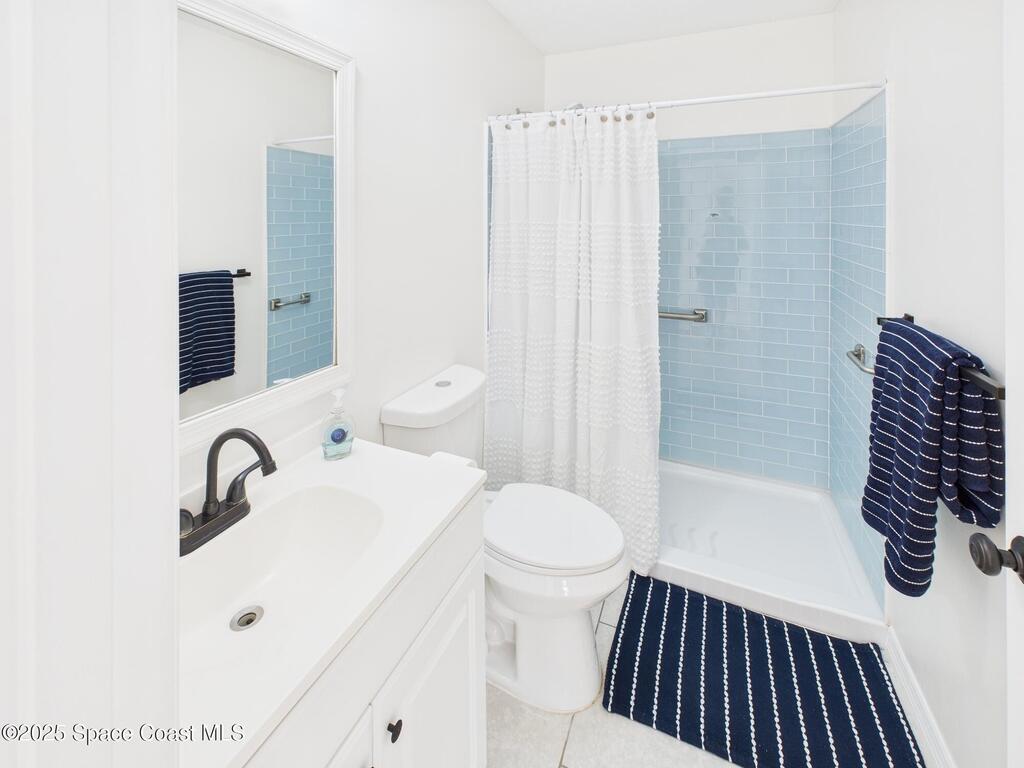 1915 19th Avenue, Vero Beach, FL 32962