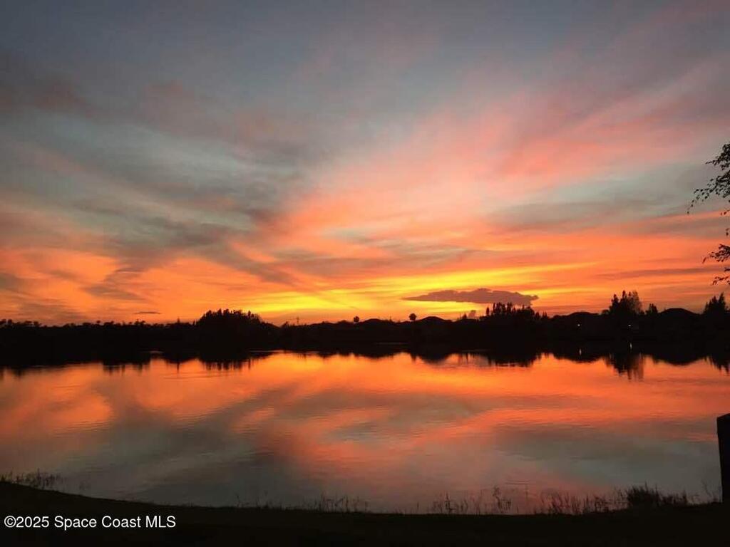 935 Southlakes Way, Vero Beach, FL 32968