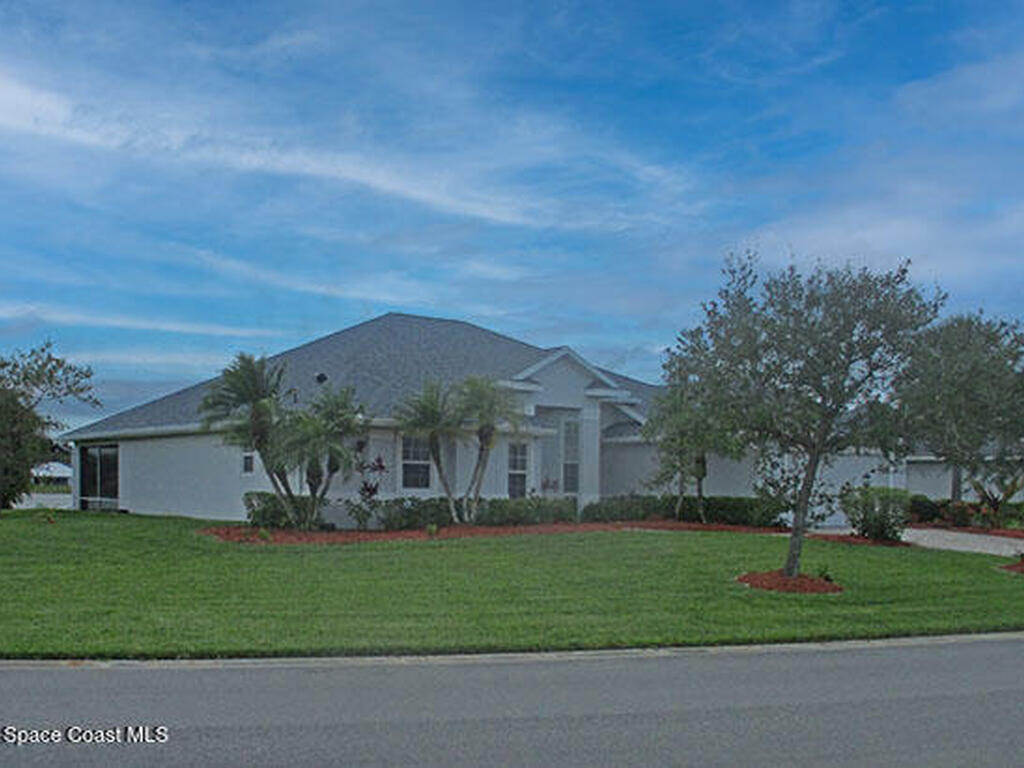 935 Southlakes Way, Vero Beach, FL 32968
