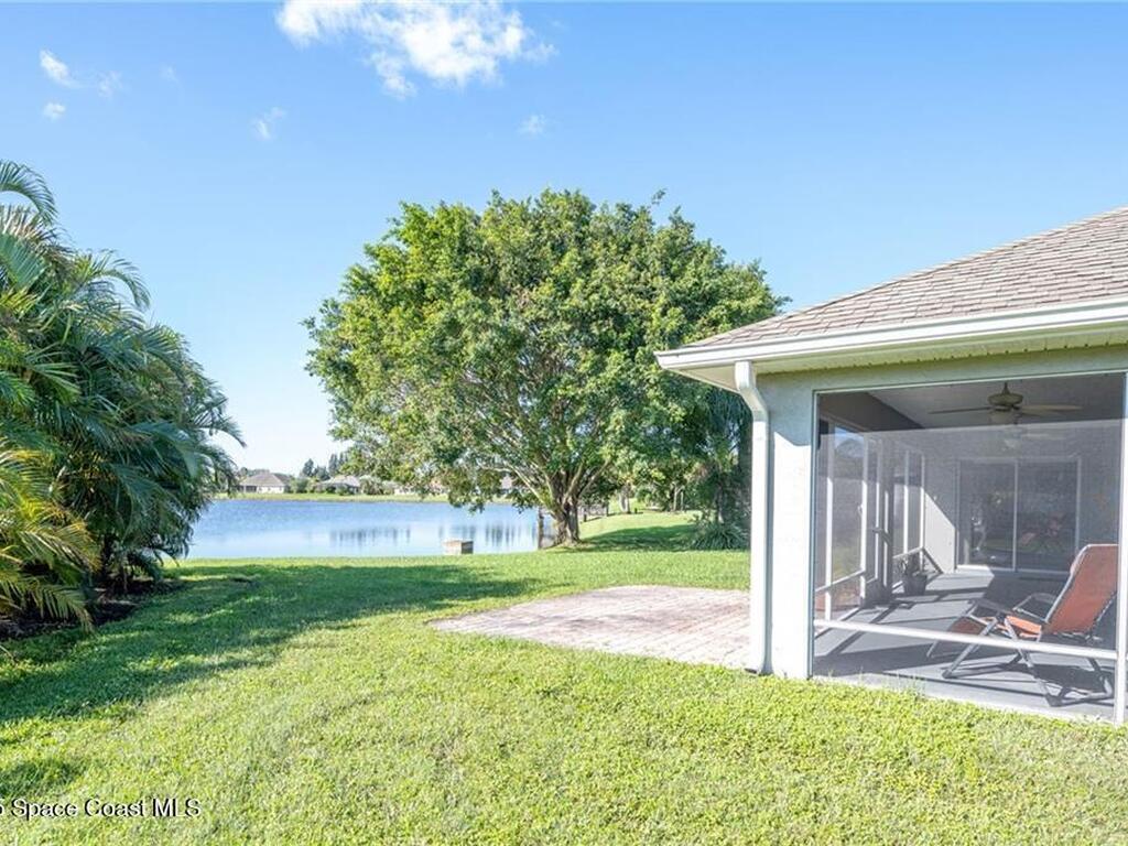 935 Southlakes Way, Vero Beach, FL 32968