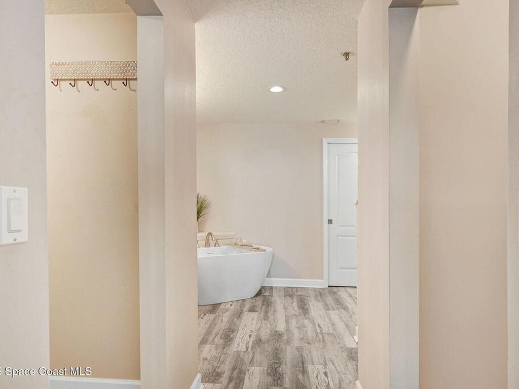 1177 N Highway A1a, Indialantic, FL 32903