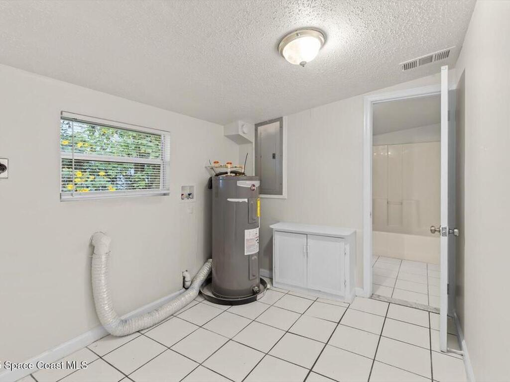 7506 Roberts Road, Fort Pierce, FL 34951