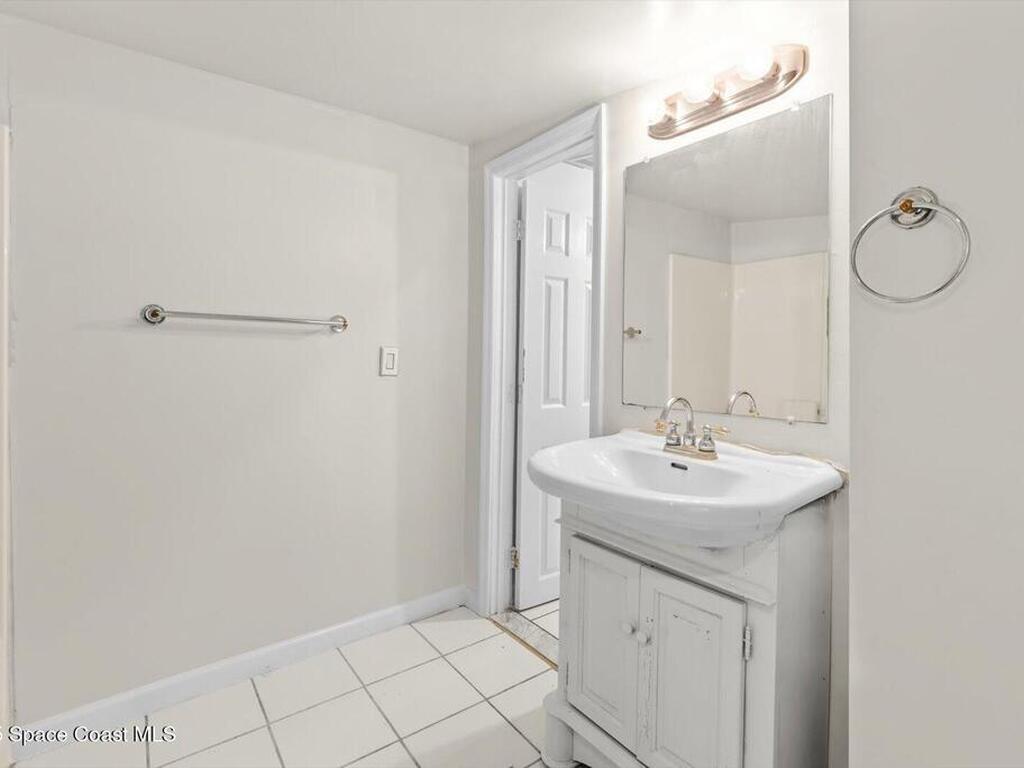 7506 Roberts Road, Fort Pierce, FL 34951