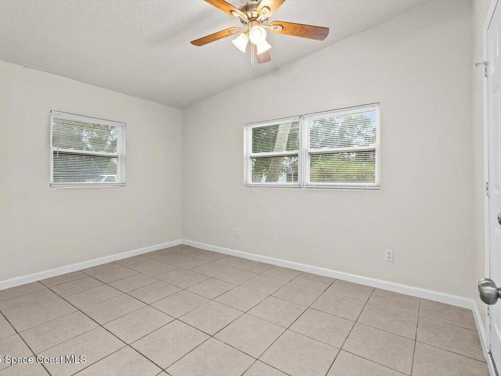 7506 Roberts Road, Fort Pierce, FL 34951