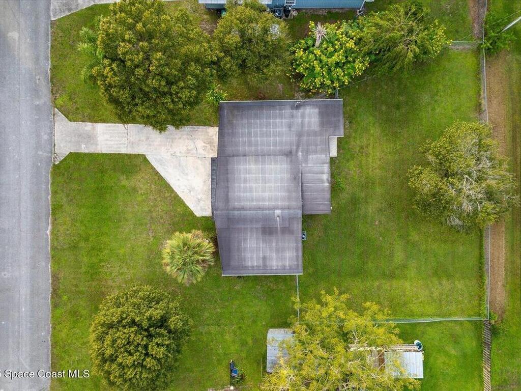 7506 Roberts Road, Fort Pierce, FL 34951