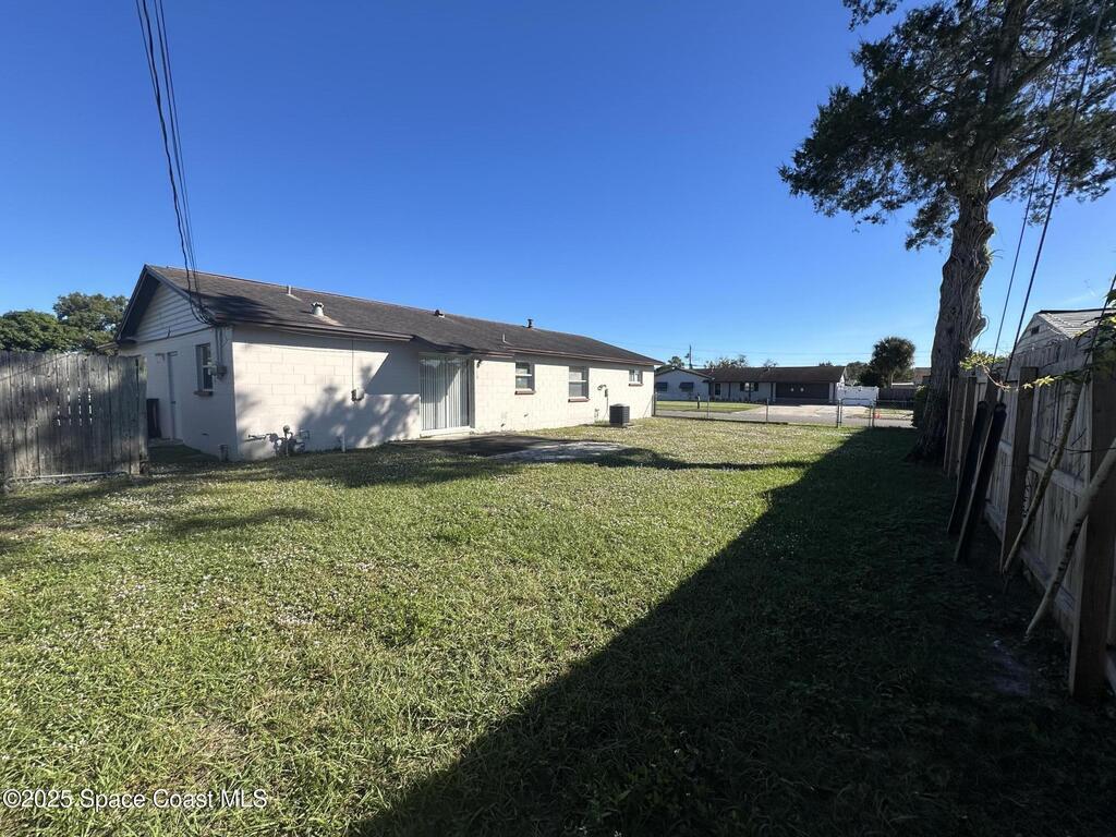 905 Grant Road, Titusville, FL 32780