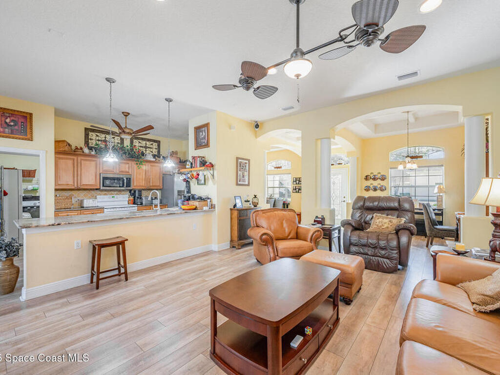 3431 Lakewood Drive, Melbourne, FL 32904