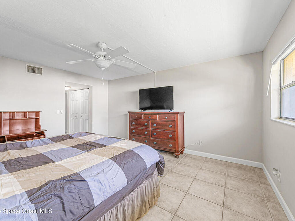 325 Tangle Run Boulevard, Melbourne, FL 32940