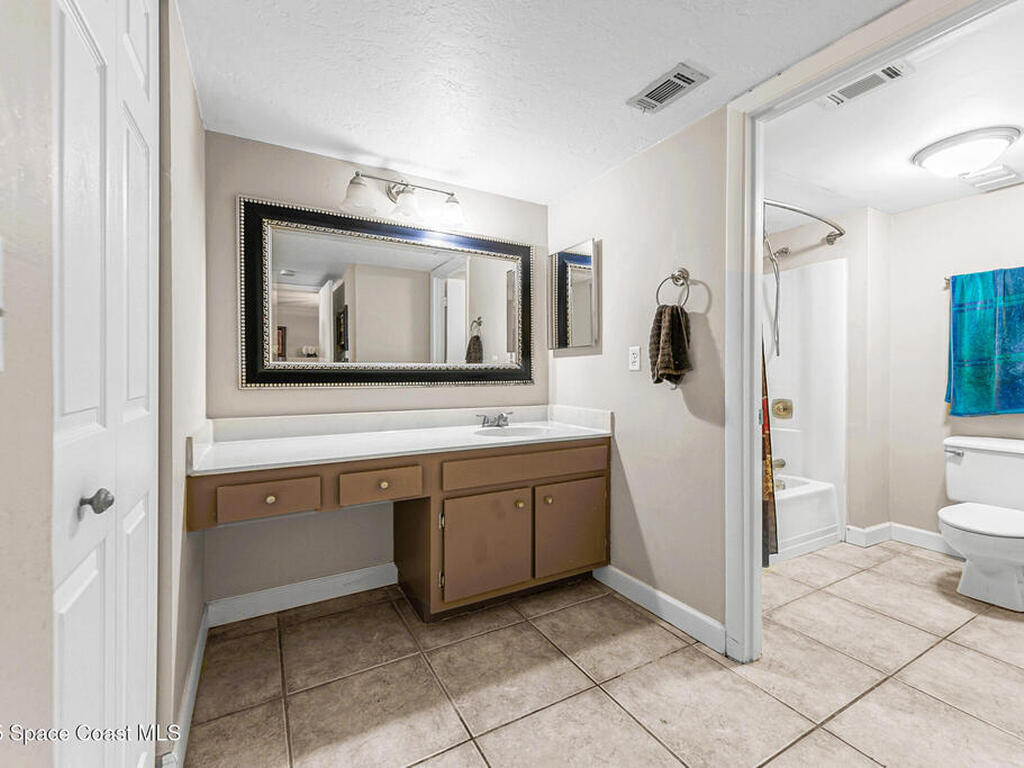 325 Tangle Run Boulevard, Melbourne, FL 32940