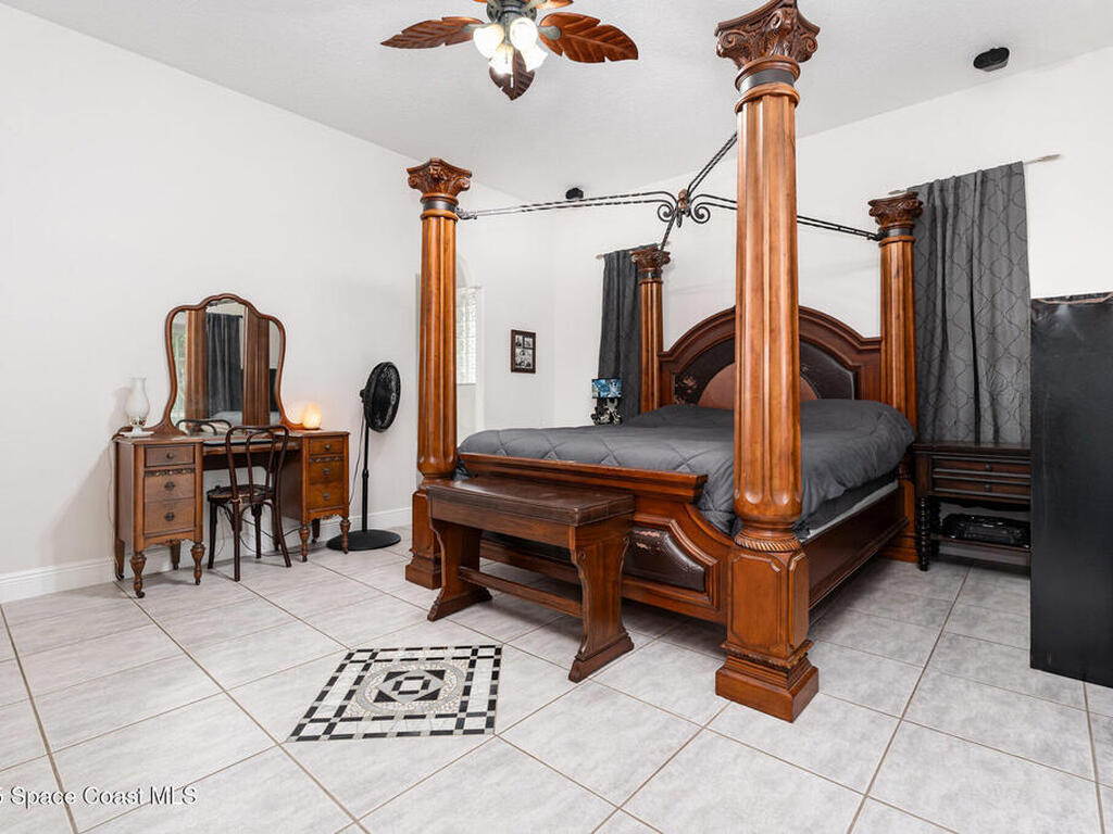 4207 Fortuna Avenue, Grant-Valkaria, FL 32950