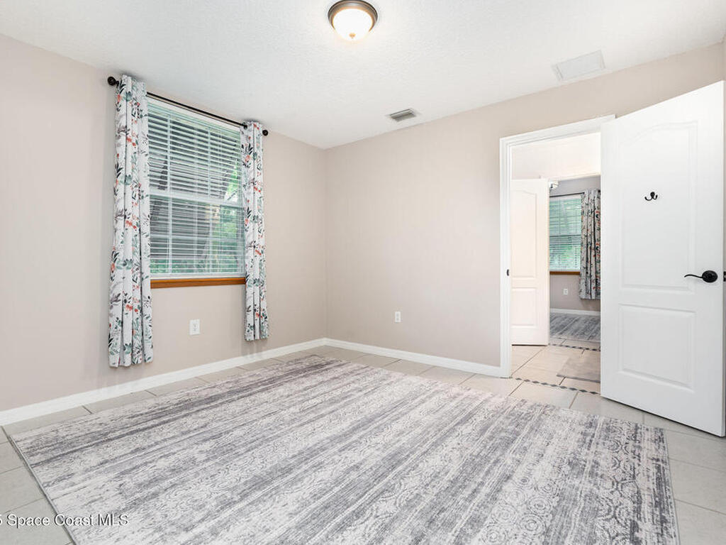 4207 Fortuna Avenue, Grant-Valkaria, FL 32950