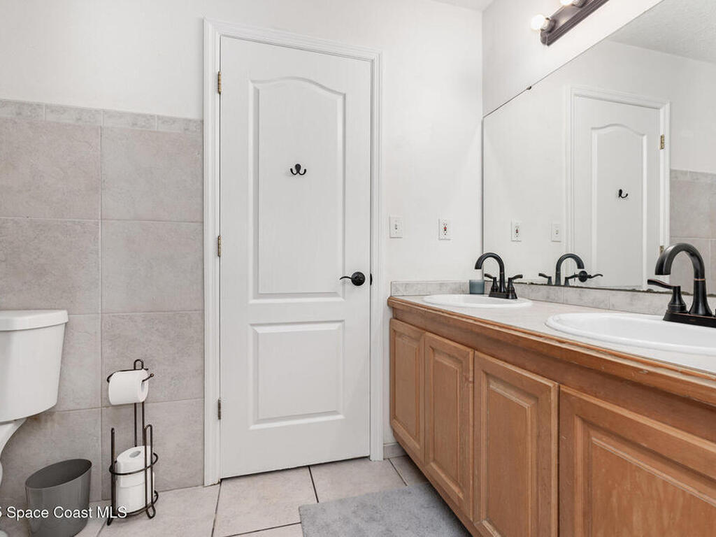 4207 Fortuna Avenue, Grant-Valkaria, FL 32950