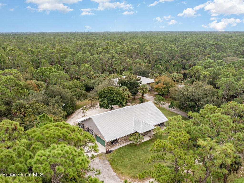 4207 Fortuna Avenue, Grant-Valkaria, FL 32950