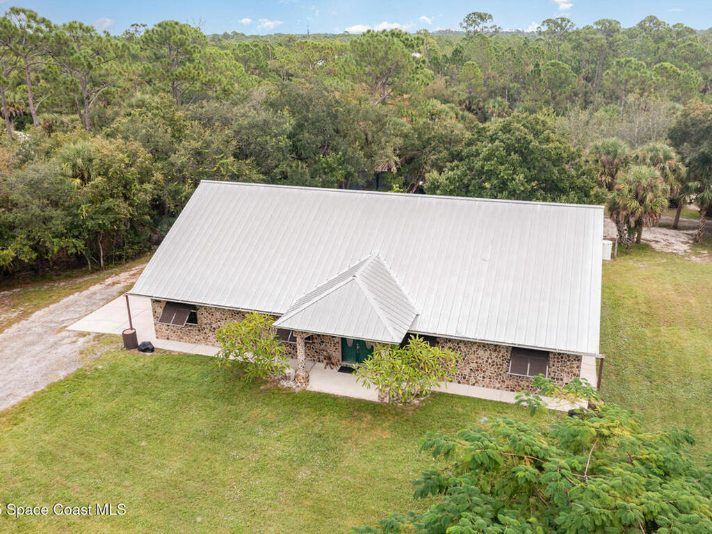 4207 Fortuna Avenue, Grant-Valkaria, FL 32950