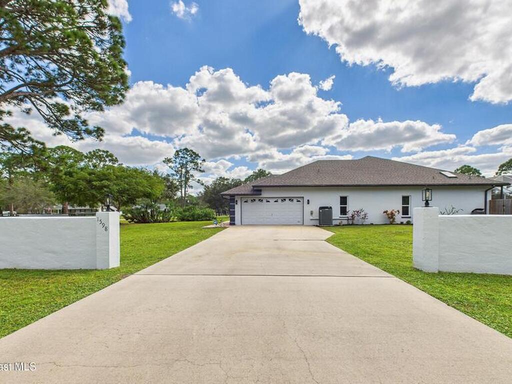 1598 Bay Mare Lane, Palm Bay, FL 32907