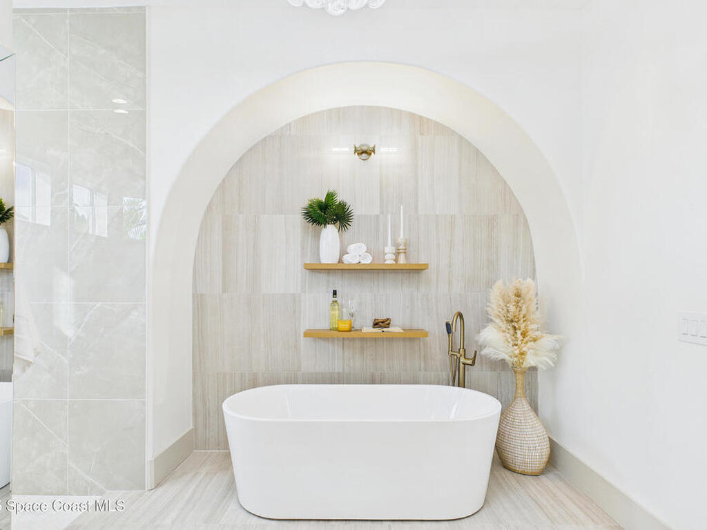 148 Miami Avenue, Indialantic, FL 32903