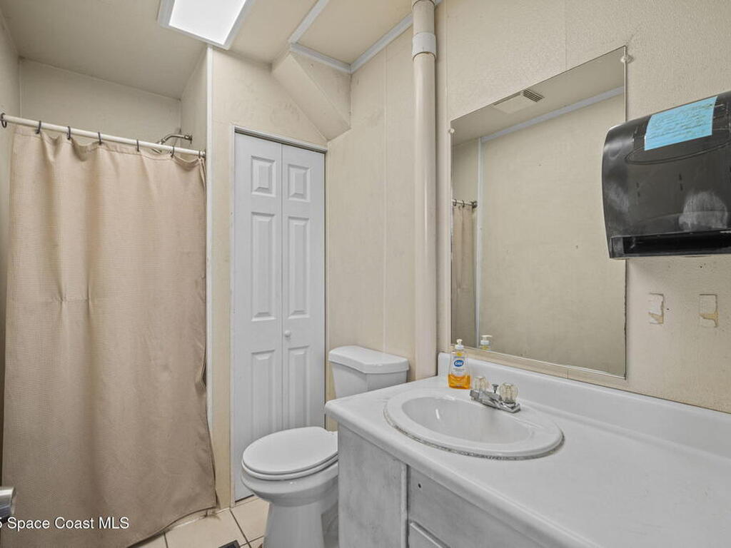 3330 N Courtenay Parkway, Merritt Island, FL 32953