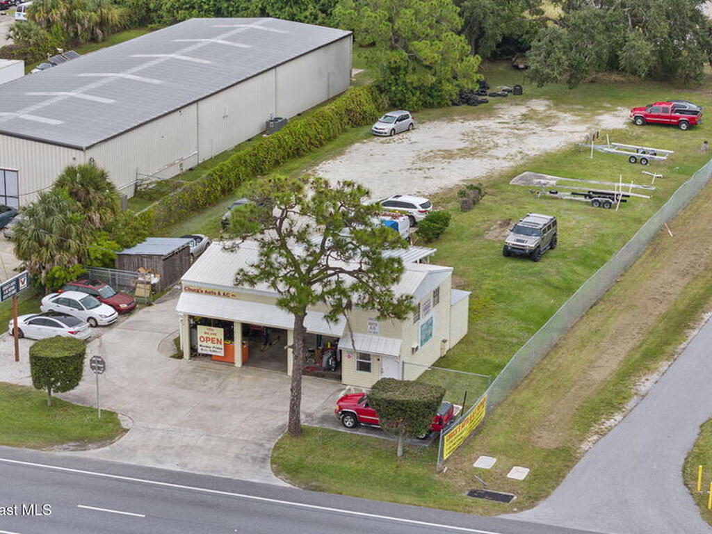 3330 N Courtenay Parkway, Merritt Island, FL 32953