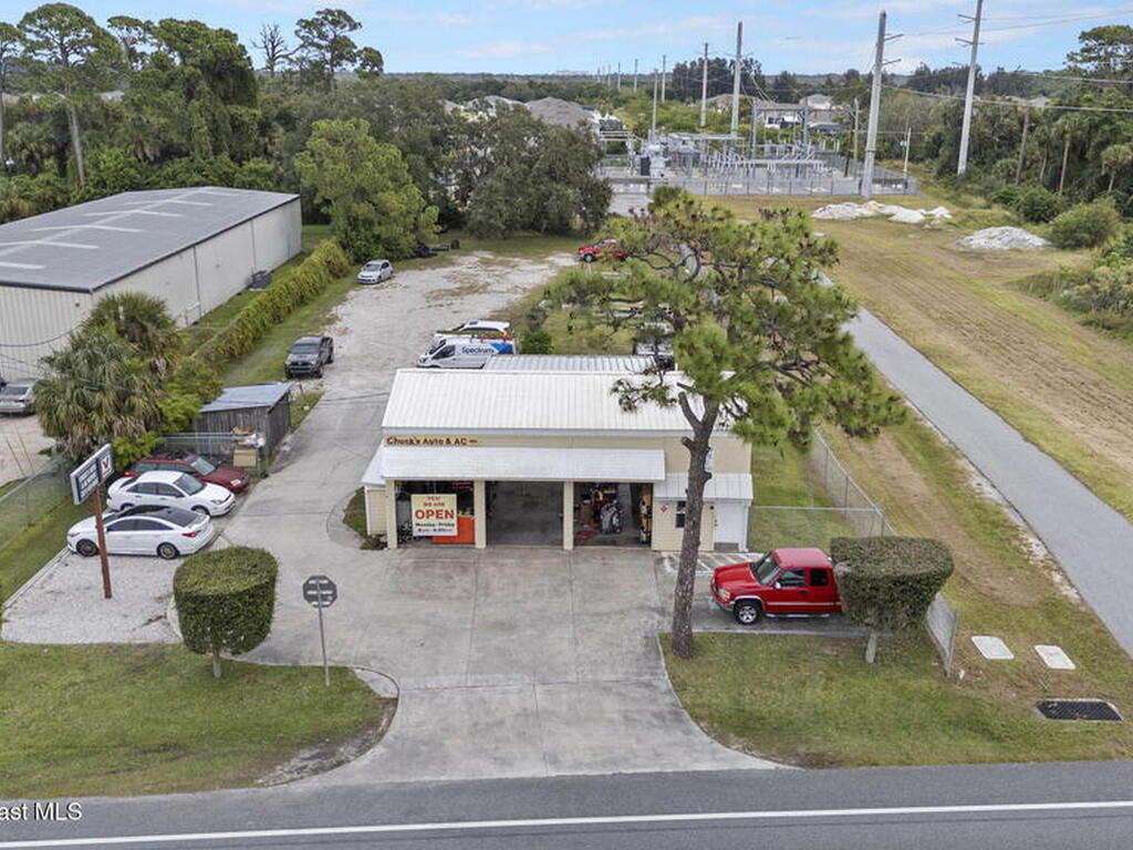 3330 N Courtenay Parkway, Merritt Island, FL 32953