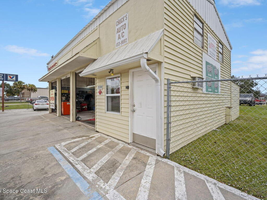 3330 N Courtenay Parkway, Merritt Island, FL 32953