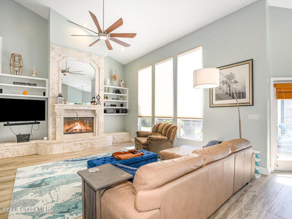 1617 Sun Pointe Place, Merritt Island, FL 32952