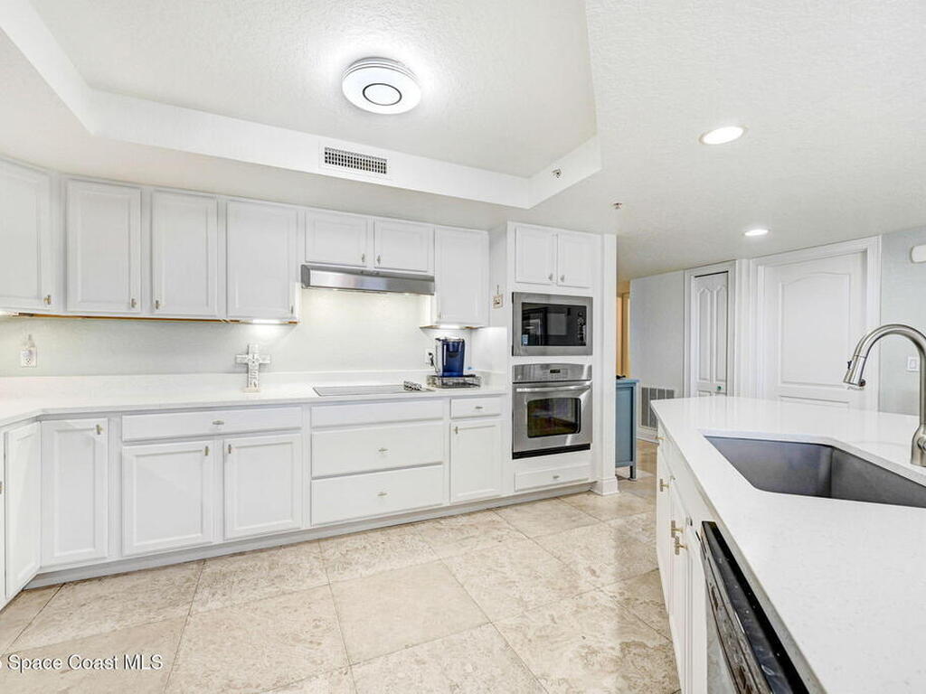 123 Lancha Circle, Satellite Beach, FL 32937