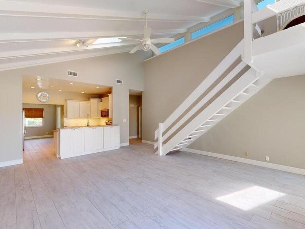 959 N Highway A1a Highway, Indialantic, FL 32903