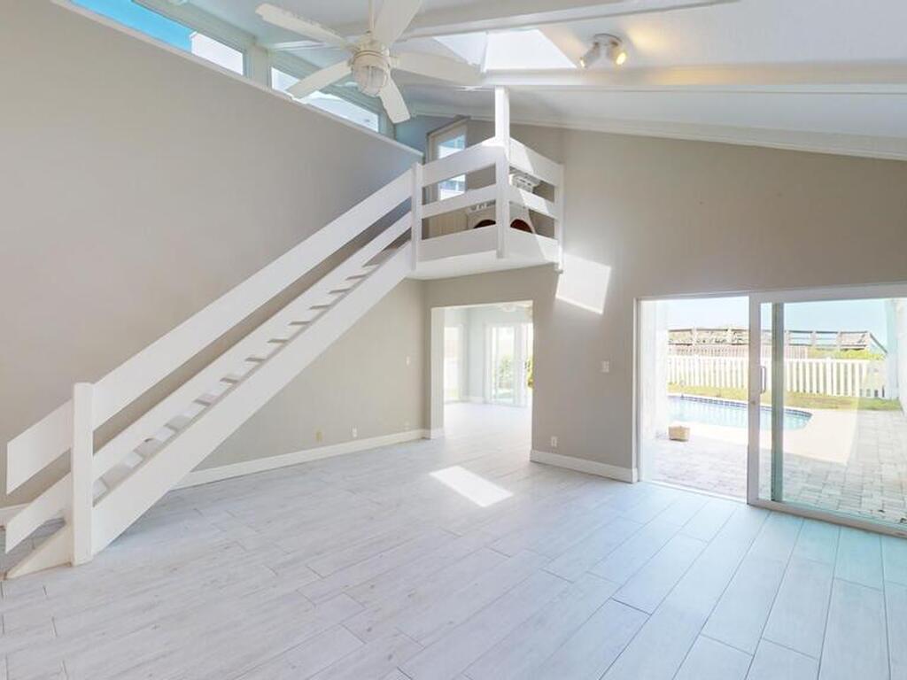 959 N Highway A1a Highway, Indialantic, FL 32903